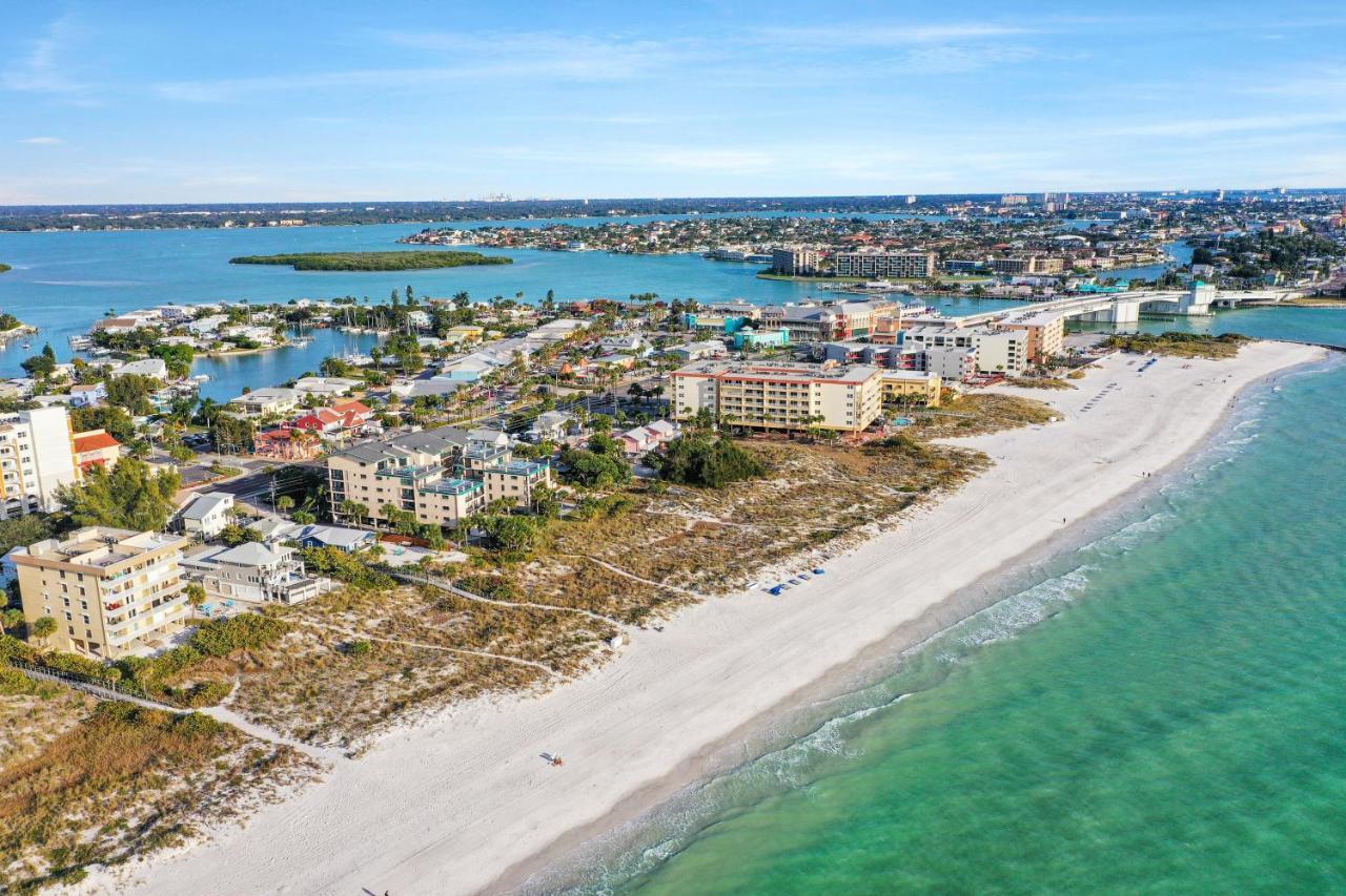 Sol Mate Beach Cottage St. Pete Beach Exterior photo