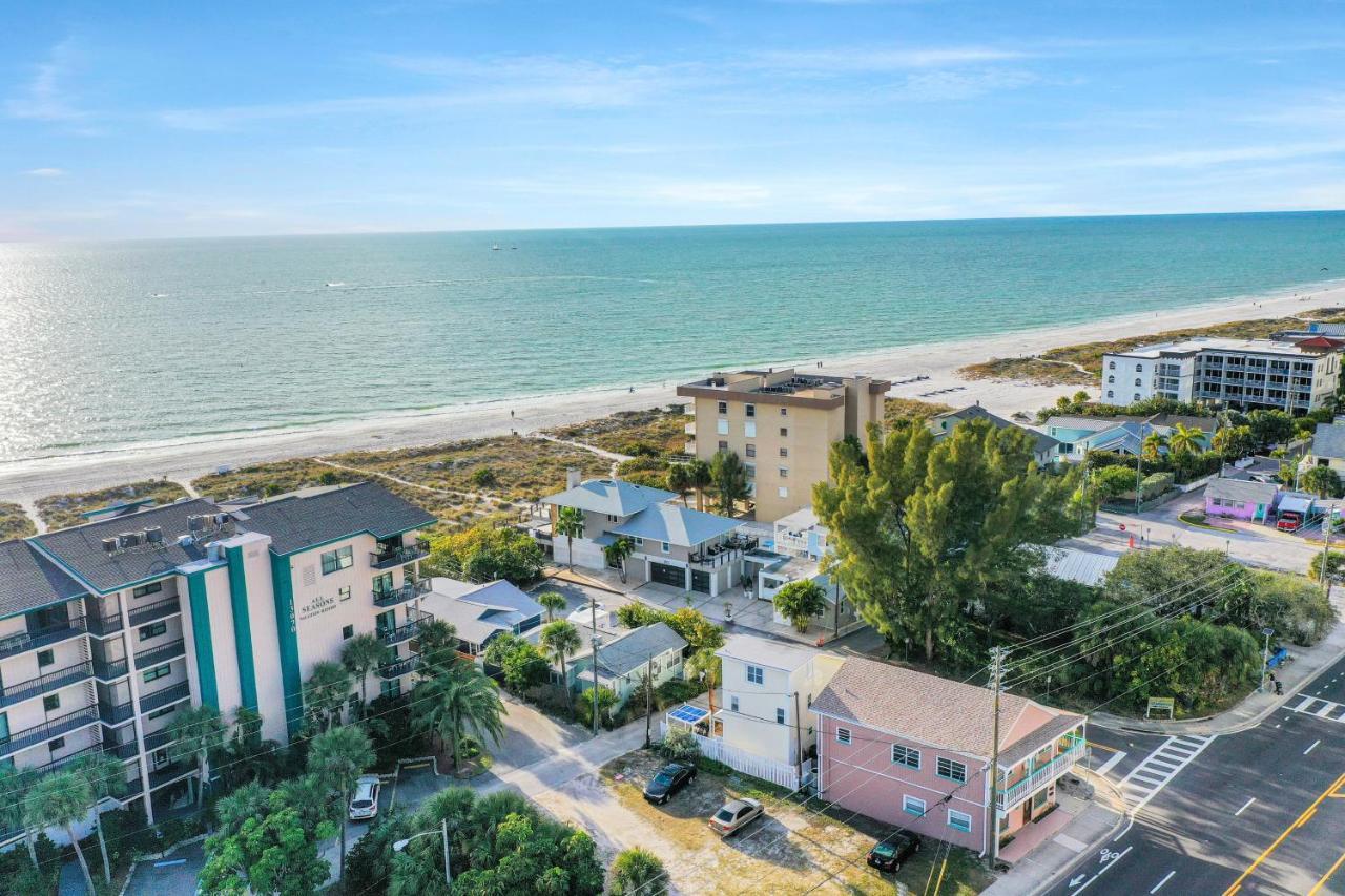 Sol Mate Beach Cottage St. Pete Beach Exterior photo